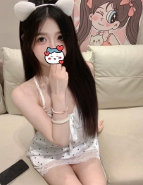 菲兒甜美又配合度高，女友fu爆棚，今晚想怎麼抱都好說